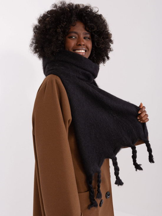 Eleganter schwarzer Schal