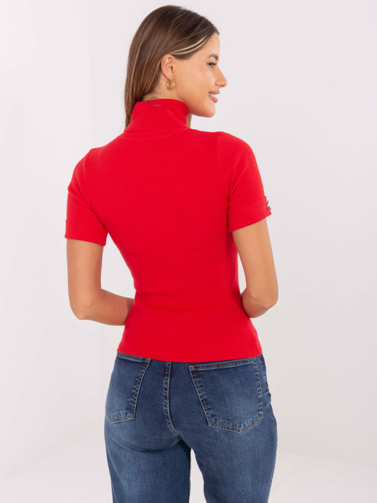 Eleganter roter Pullover mit Rollkragen