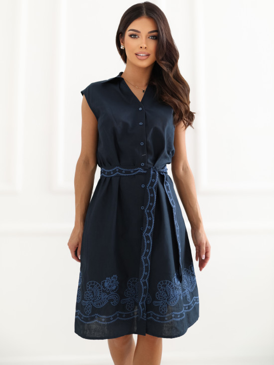 Blaues ausgestelltes Kleid mit Stickerei und Gürtel