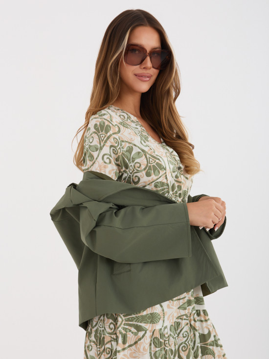 Kurzer Übergangsmantel in Khaki