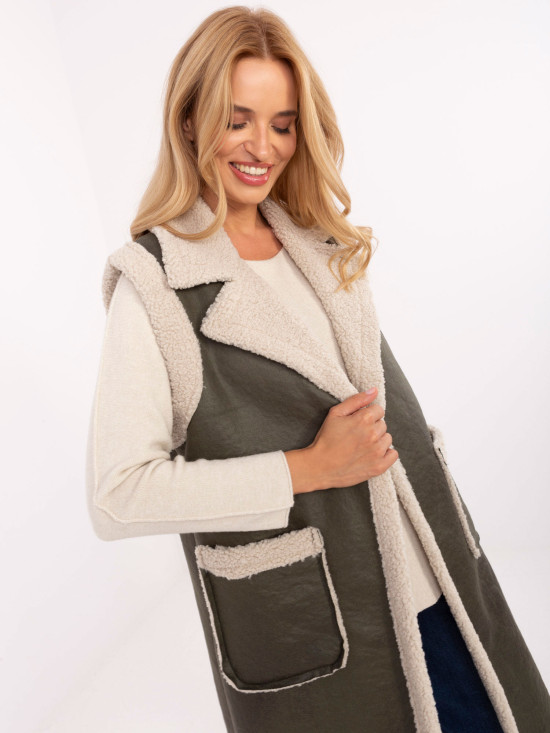 Lange khakifarbene Weste mit Taschen