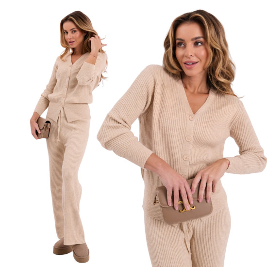 Beiges Set mit Strickjacke und weiten Hosen