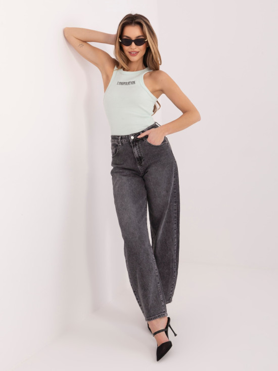 Mintgrünes Ripp-Top mit Stickerei