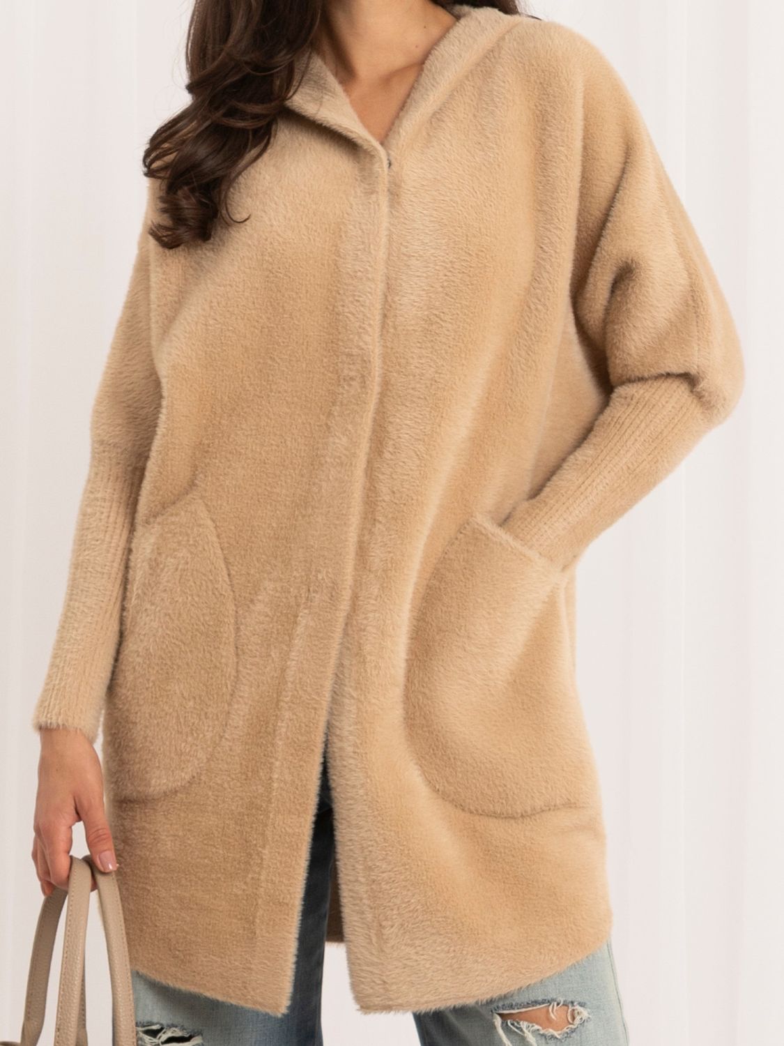 Beige Alpaka-Mantel mit Kapuze
