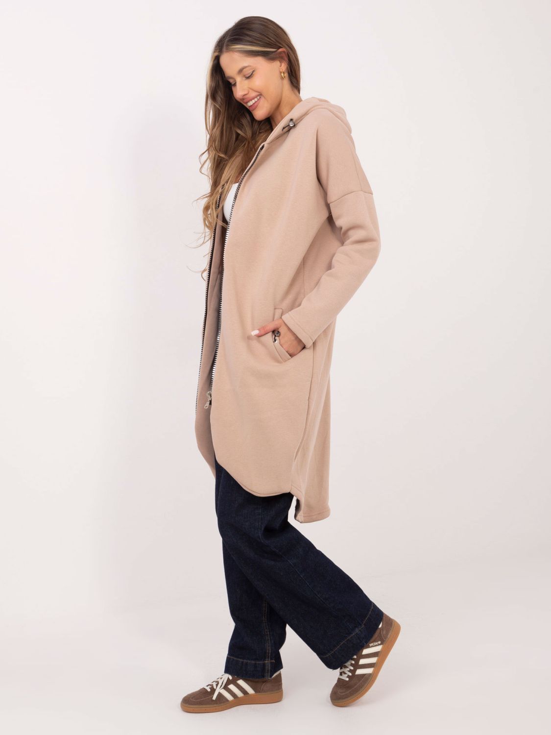 Lange beige Kapuzenpullover von RUE PARIS