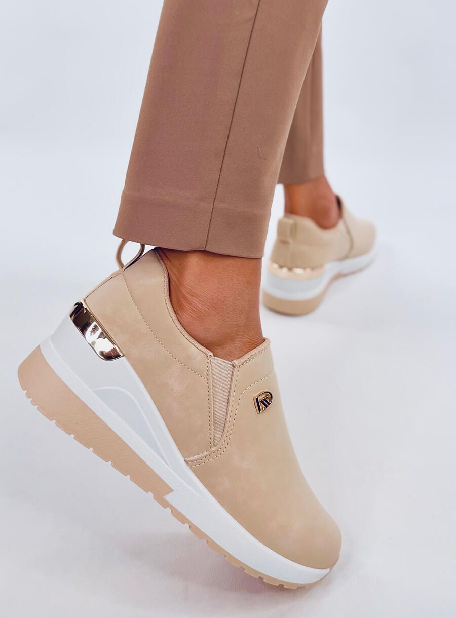 Sneakers mit Keilabsatz Beige