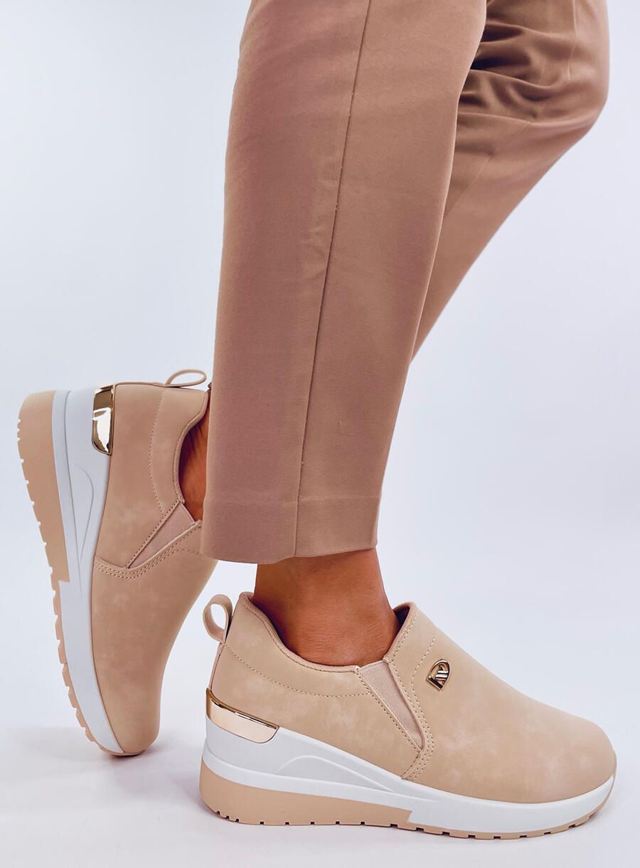 Sneakers mit Keilabsatz Beige
