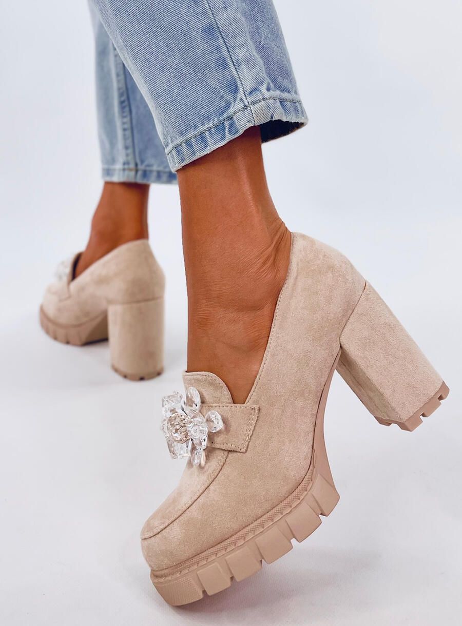 Mokassins mit Absatz Beige