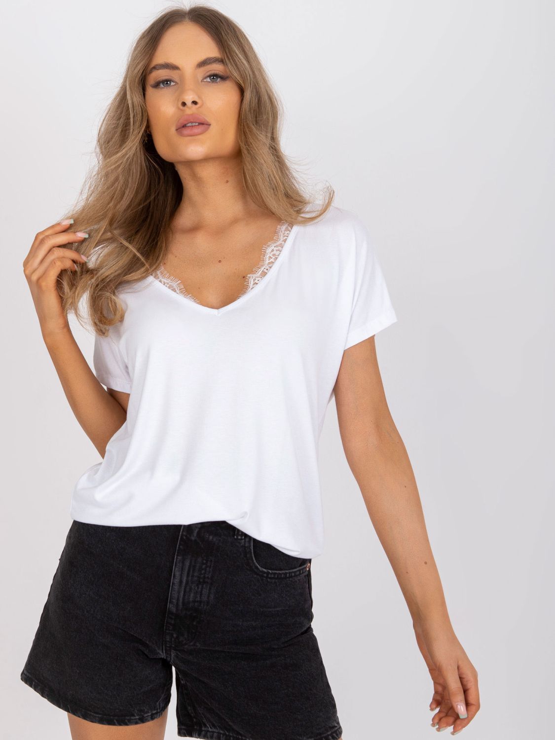 Weißes Damen T-Shirt mit V-Ausschnitt und Spitze