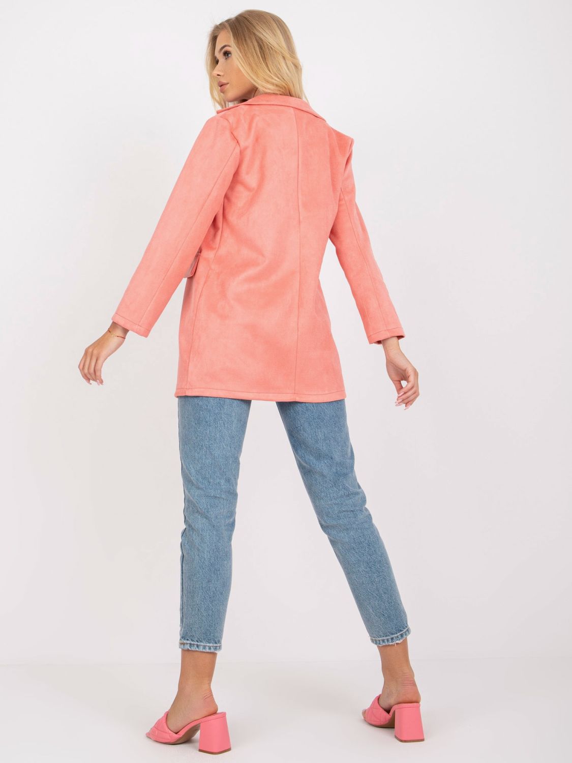 Stylische Damenblazer in Pfirsichfarbe