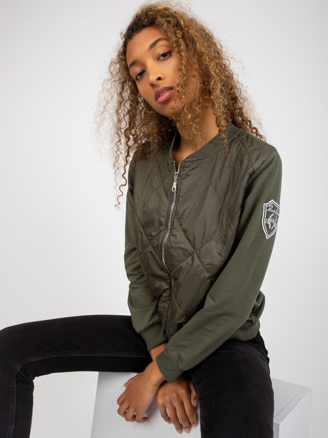 Khaki gesteppte Bomberjacke mit Taschen RUE PARIS