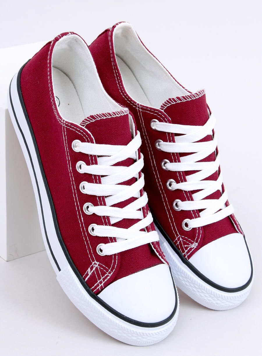 Klassische niedrige Canvas-Sneaker Weinrot