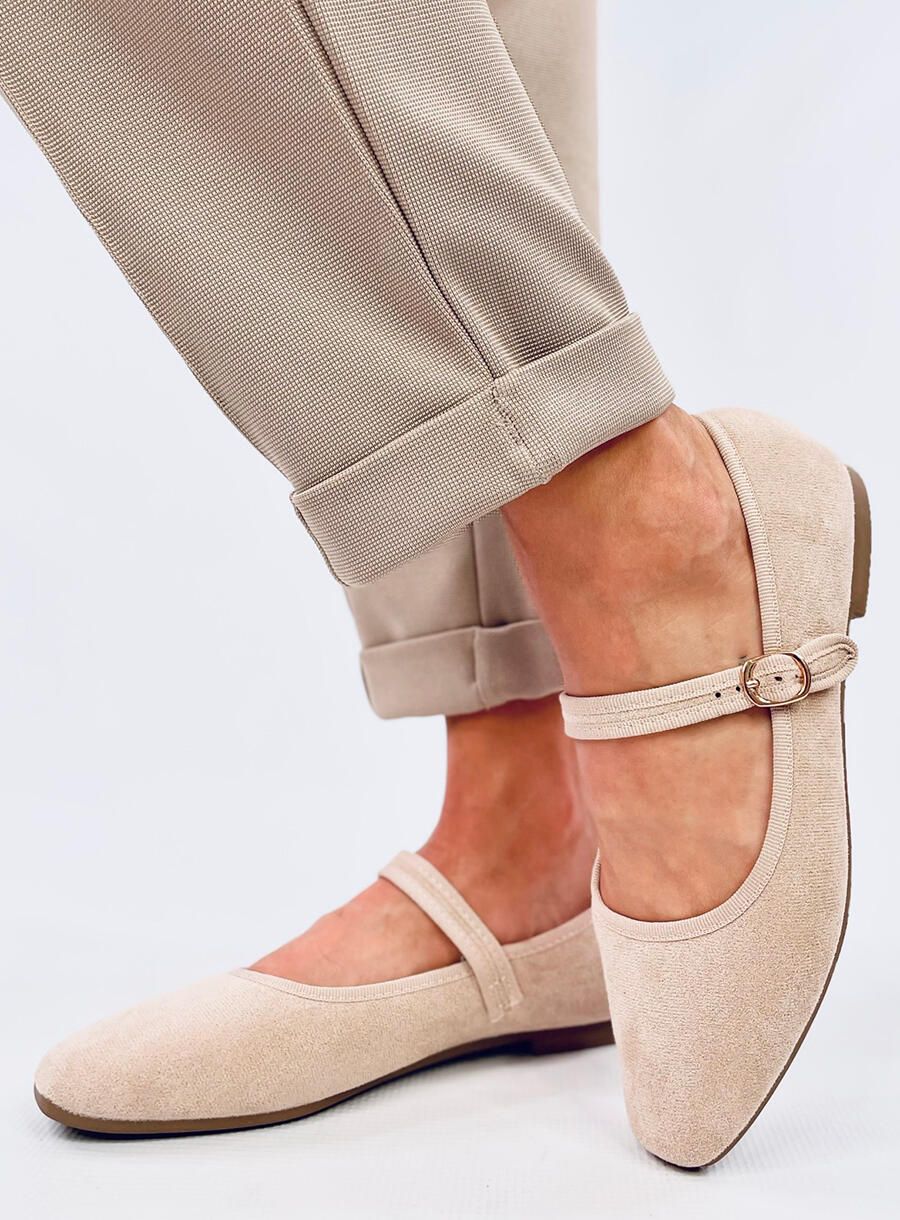 Ballerinas aus Wildleder mit Riemen Cremig Weiß