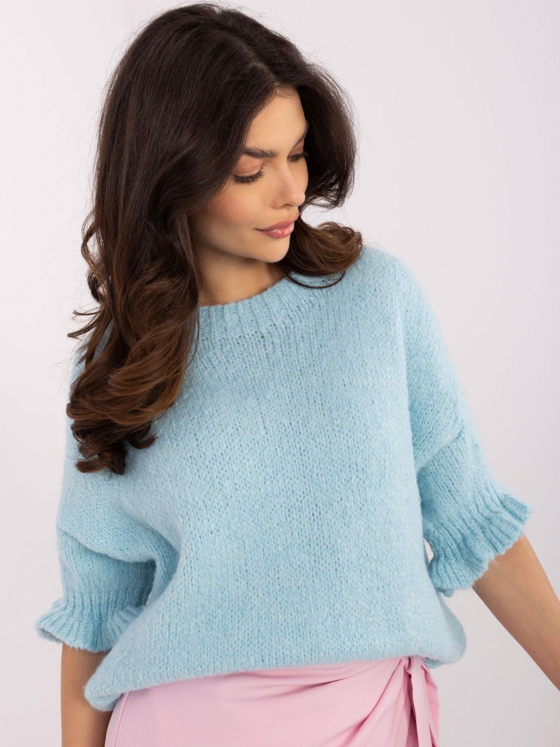 Stylischer Pullover in hellblau