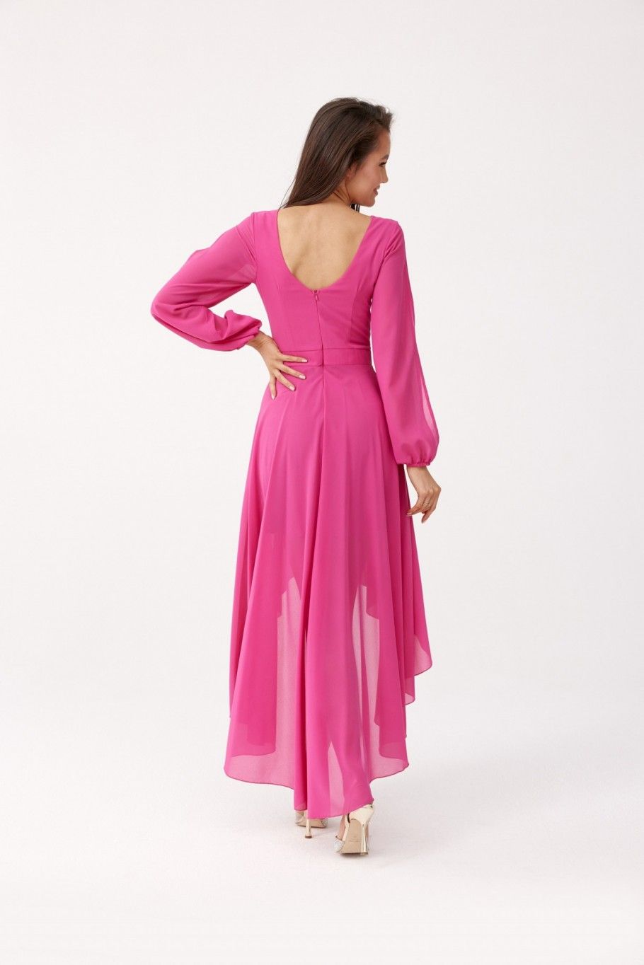 Asymmetrisches Maxi-Kleid mit langen Ärmeln in Amaranth