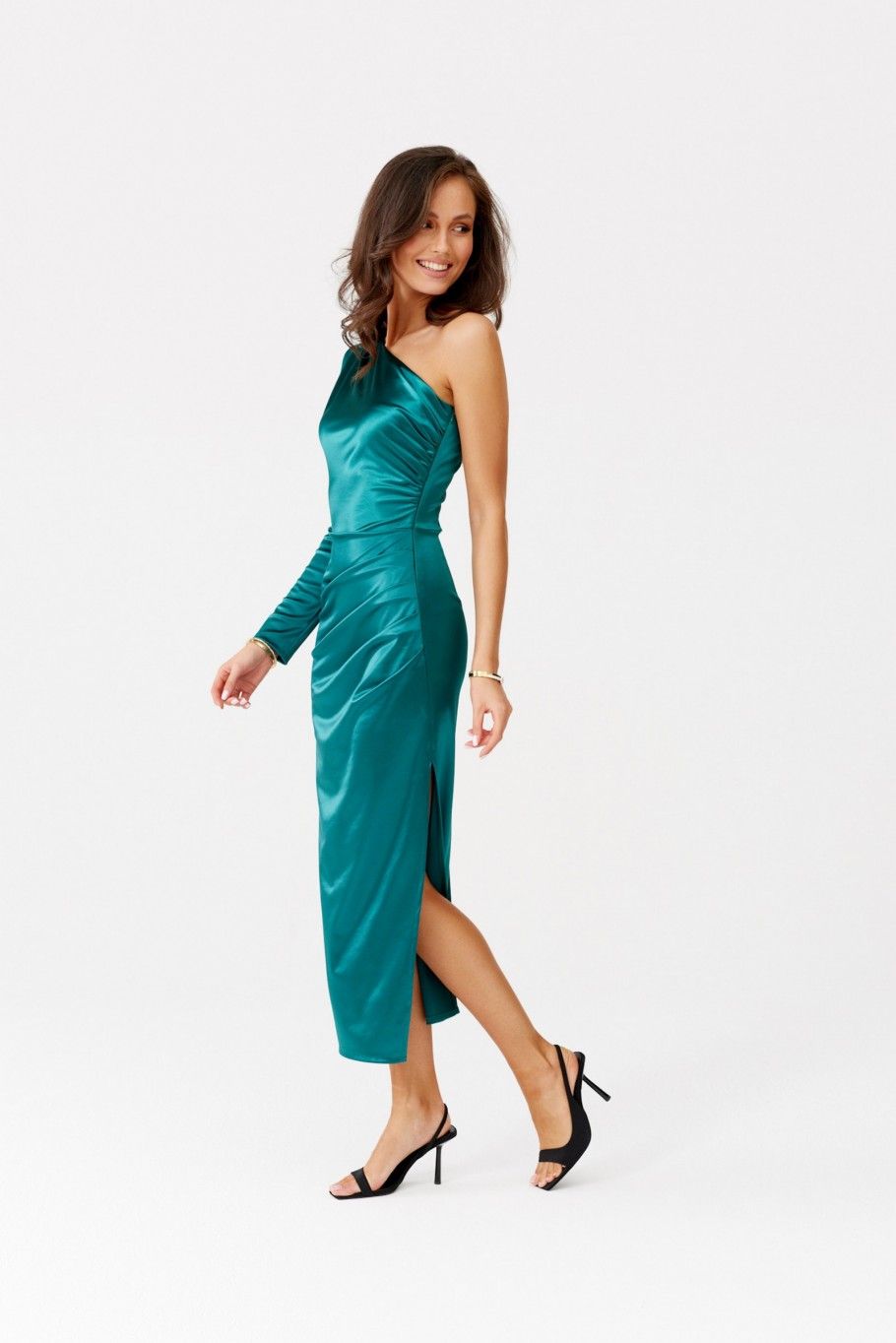 Satiniertes Midi-Kleid mit einem langen Ärmel, grün