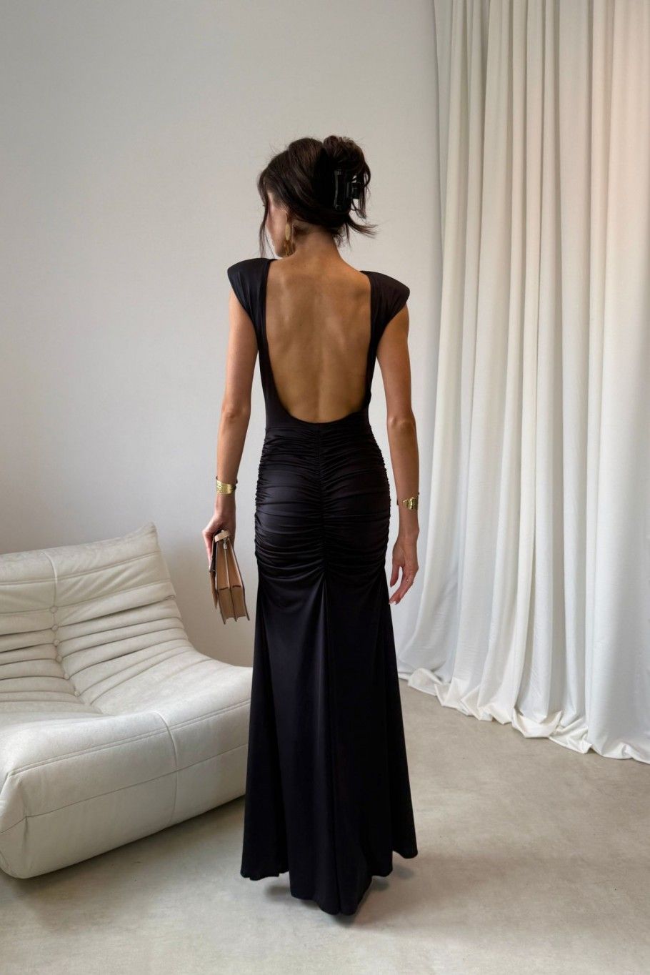 Aurelia – schwarzes Maxi-Kleid