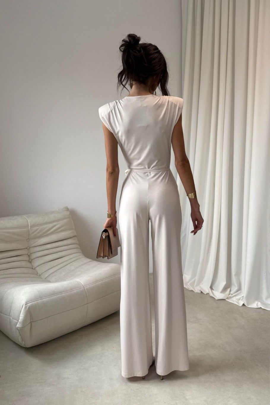 Vanillefarbener Jumpsuit Lunaria