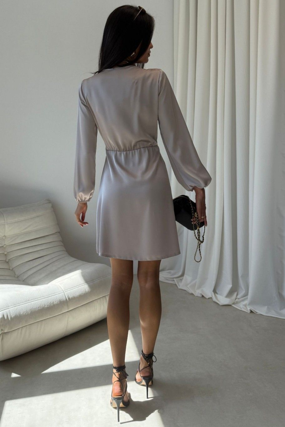 Catlin – Mini-Kleid in hellem Beige