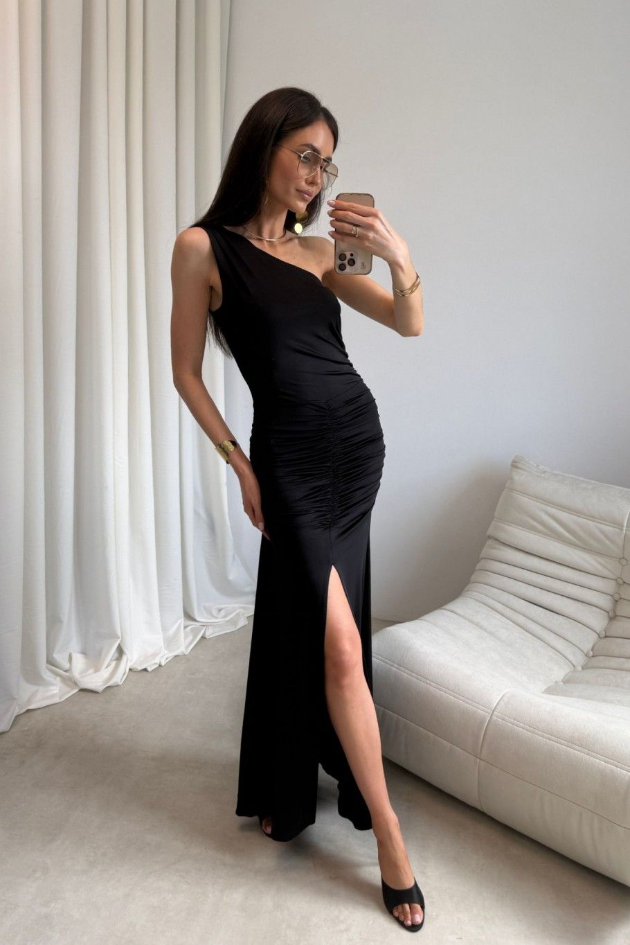Schwarzes Maxikleid