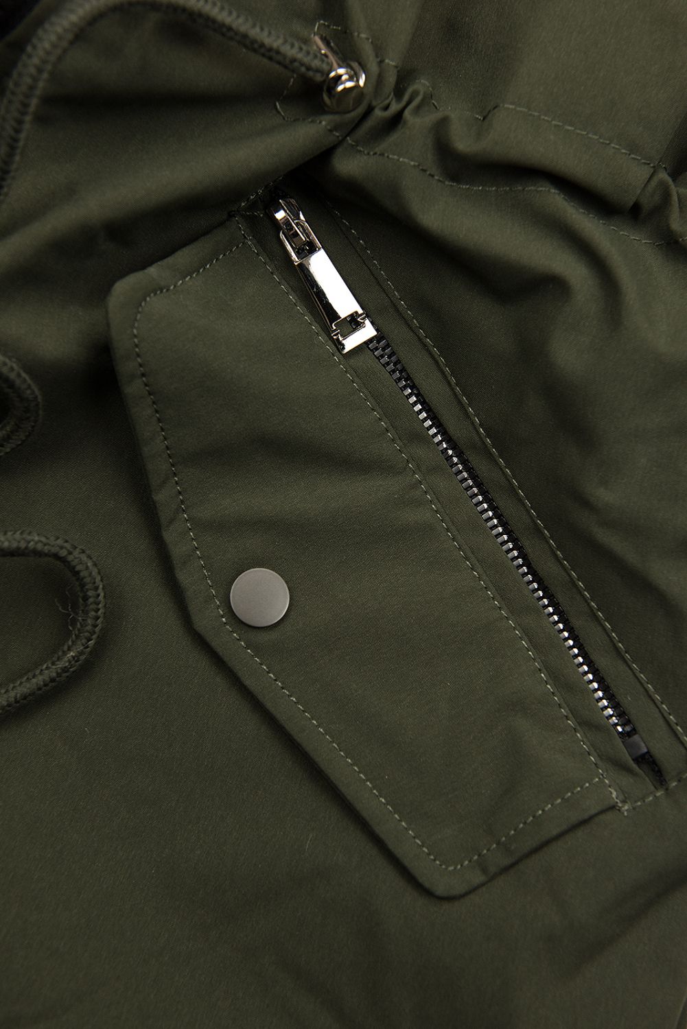 Winterparka mit Kunstfellkapuze grün