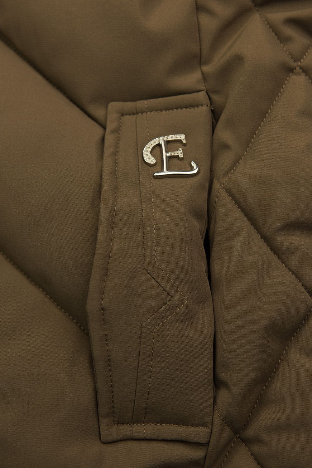 Mädchen Winterjacke in Schokoladenbraun