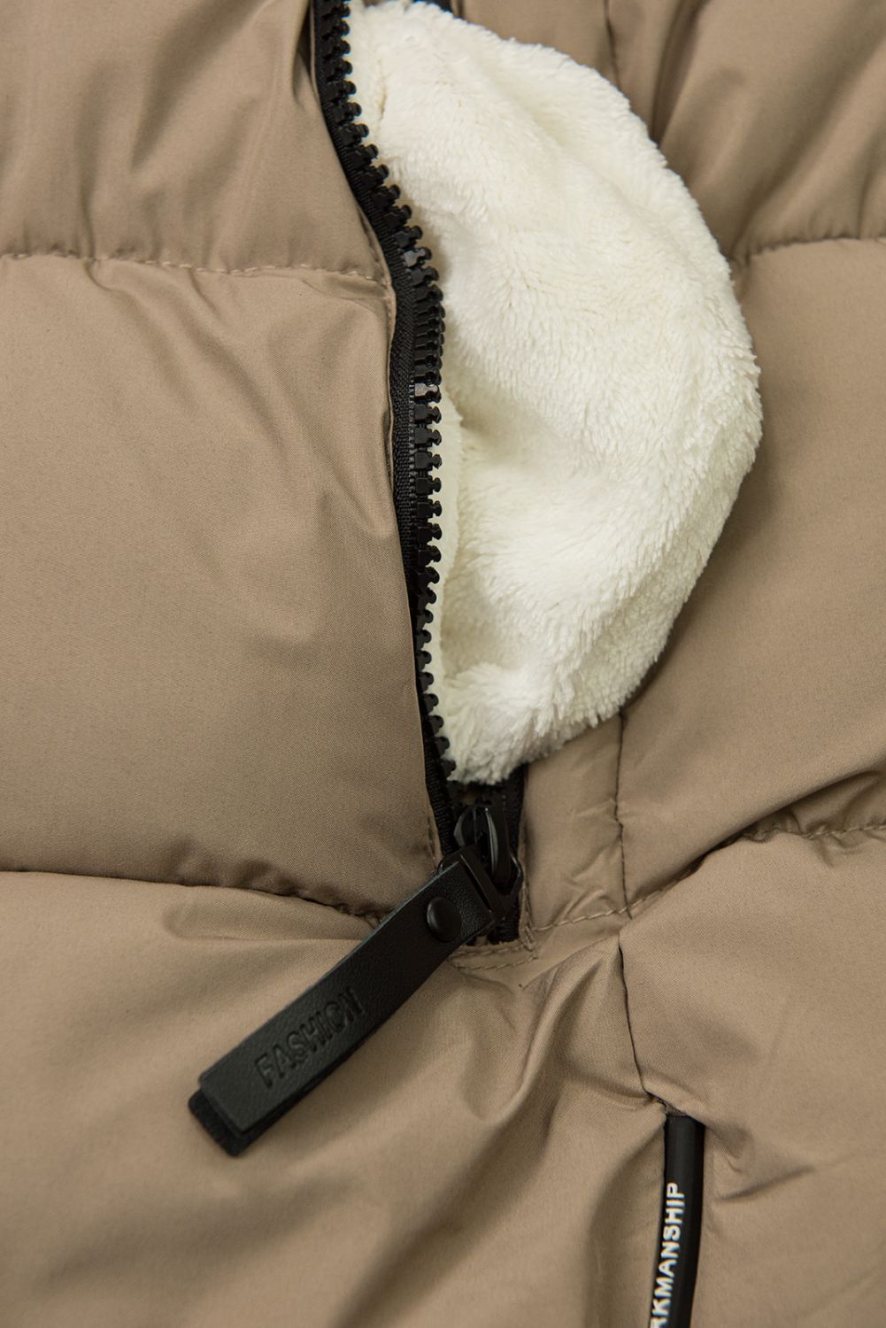 Damen Winterjacke mit Kapuze, Beige