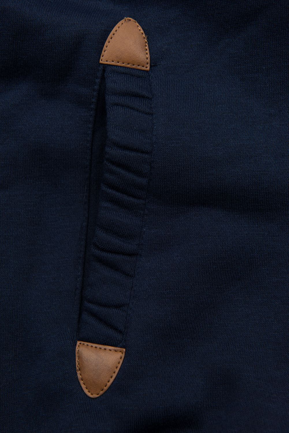Verlängerte Sweatjacke mit hohem Kragen und Kapuze dunkelblau