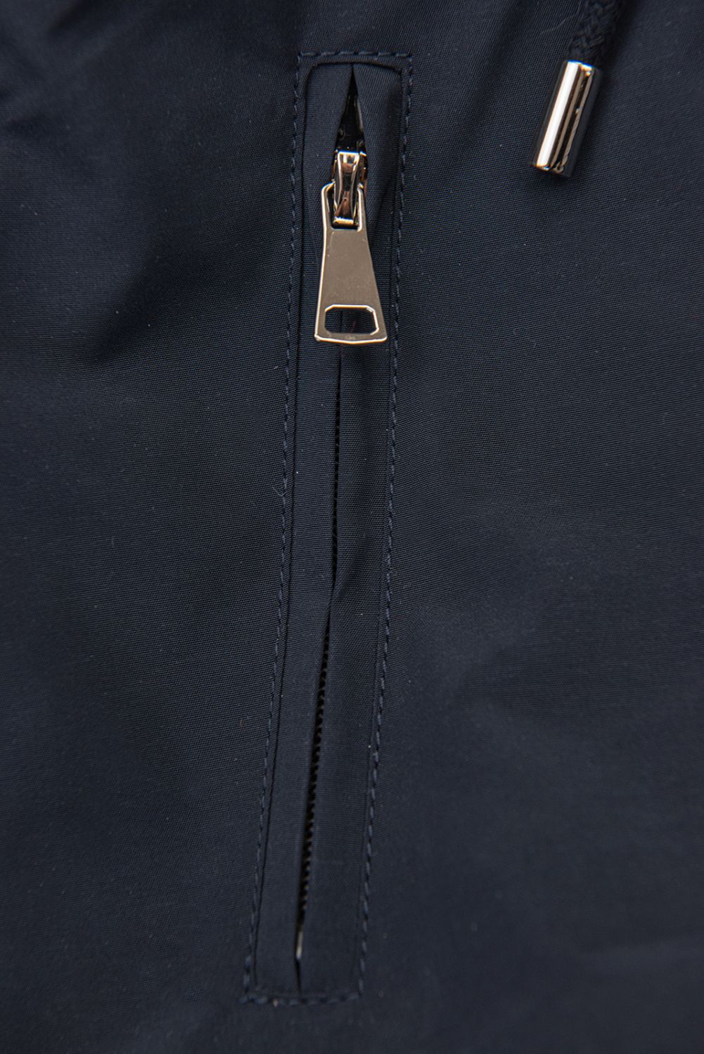 Beidseitig tragbare Frühlings-Wendeparka dunkelblau/rot