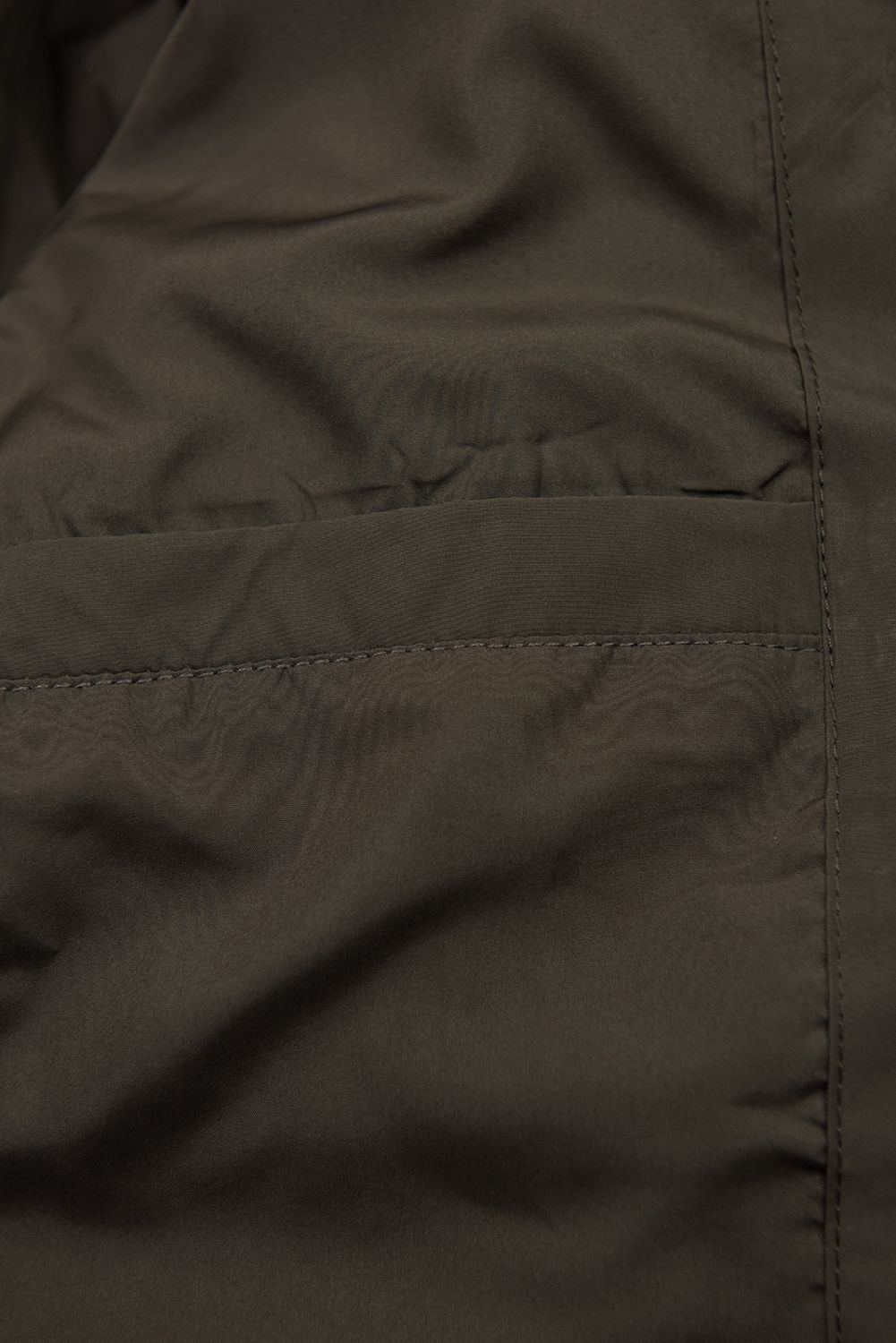 Braune Steppjacke mit Kunstpelz