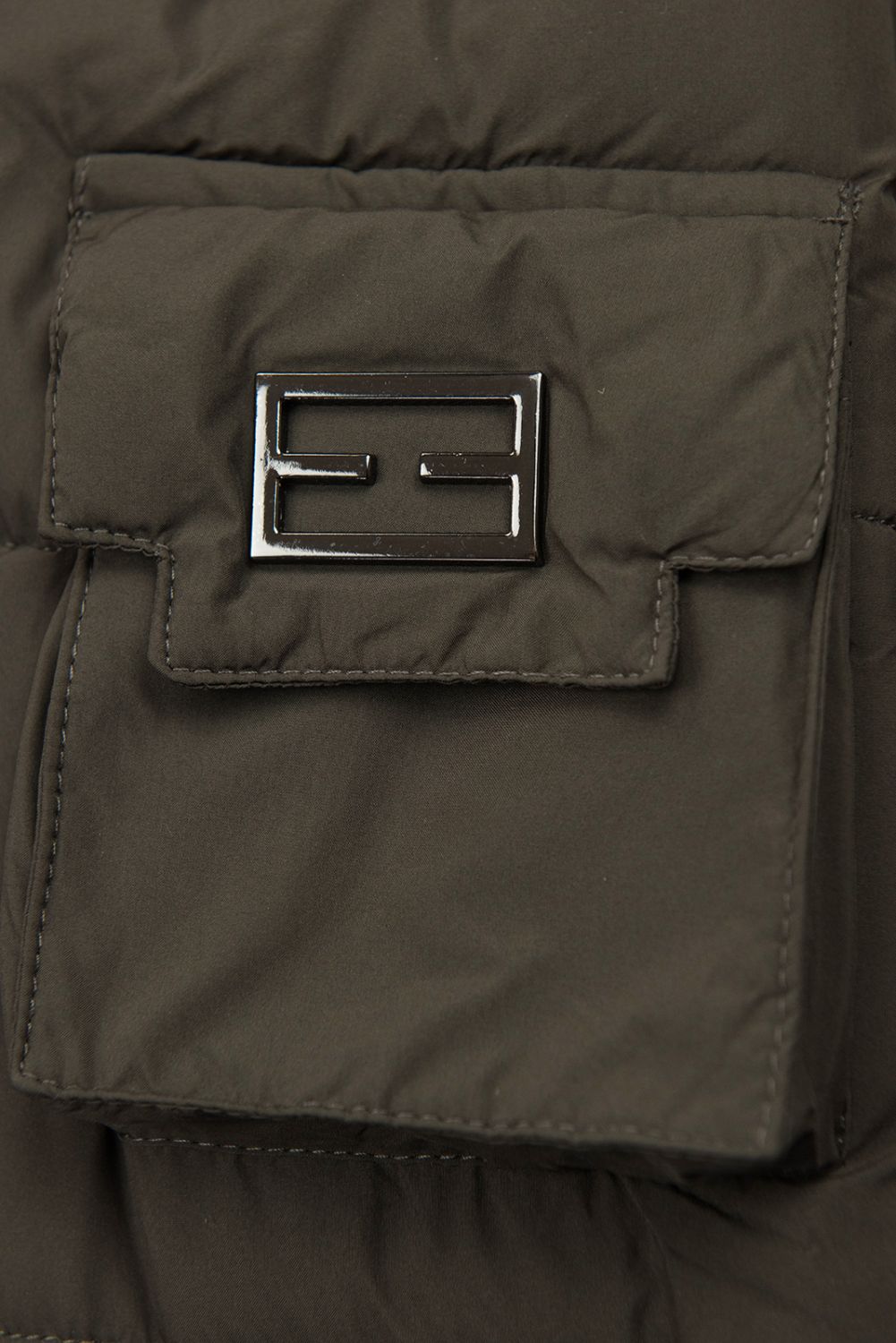 Braune Steppjacke mit Kunstpelz