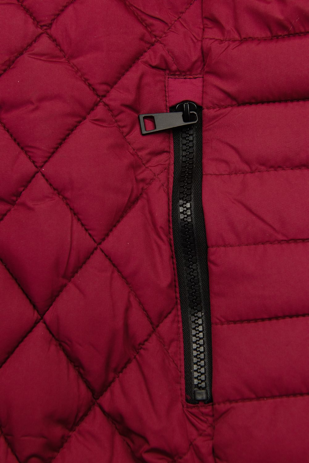 Leichte Steppjacke von LHD weinrot