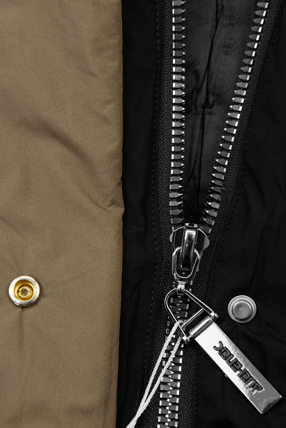 Langer Damen-Winterparka mit verstellbarer Taille Schwarz