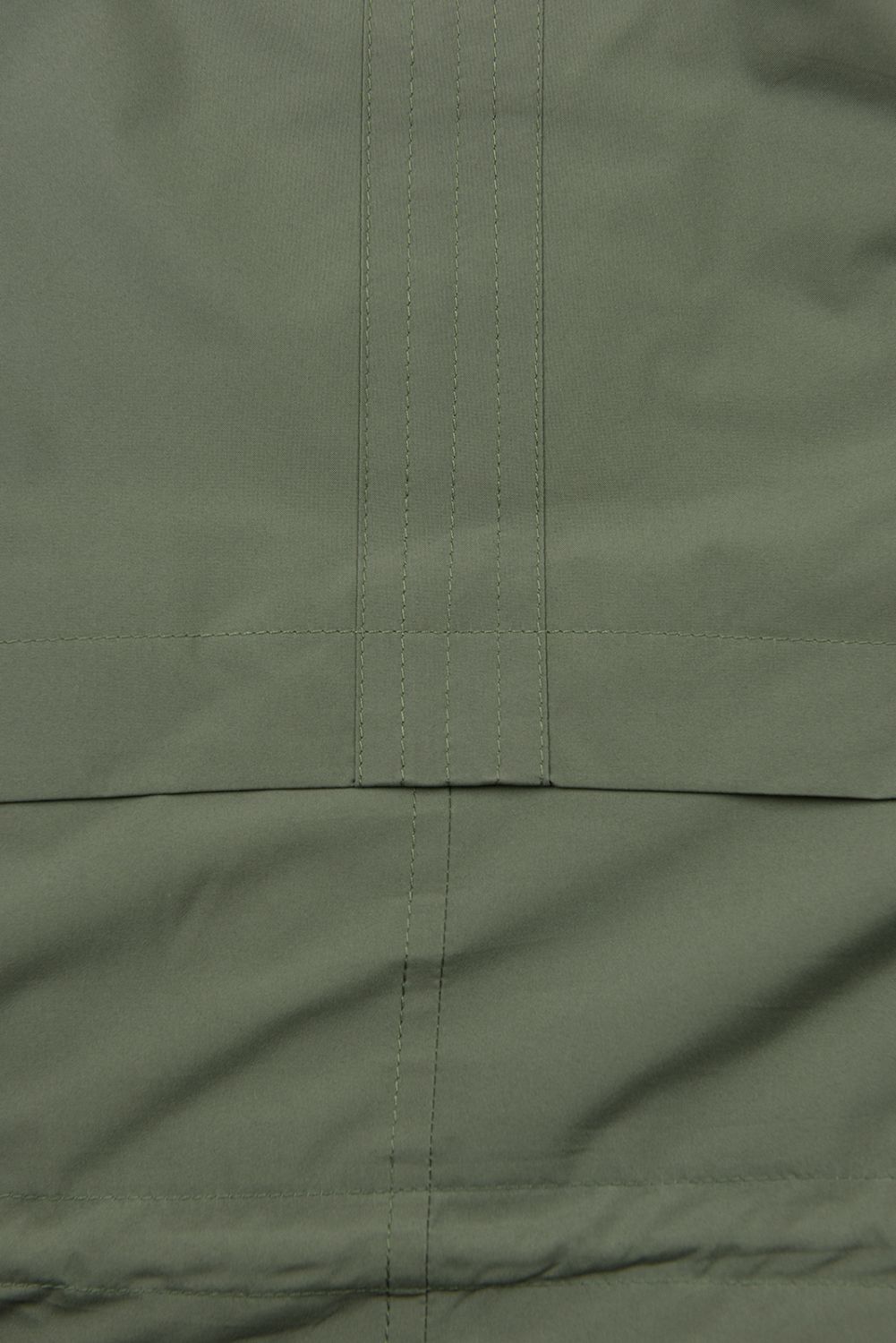 Langer Damen-Winterparka mit verstellbarer Taille Grün