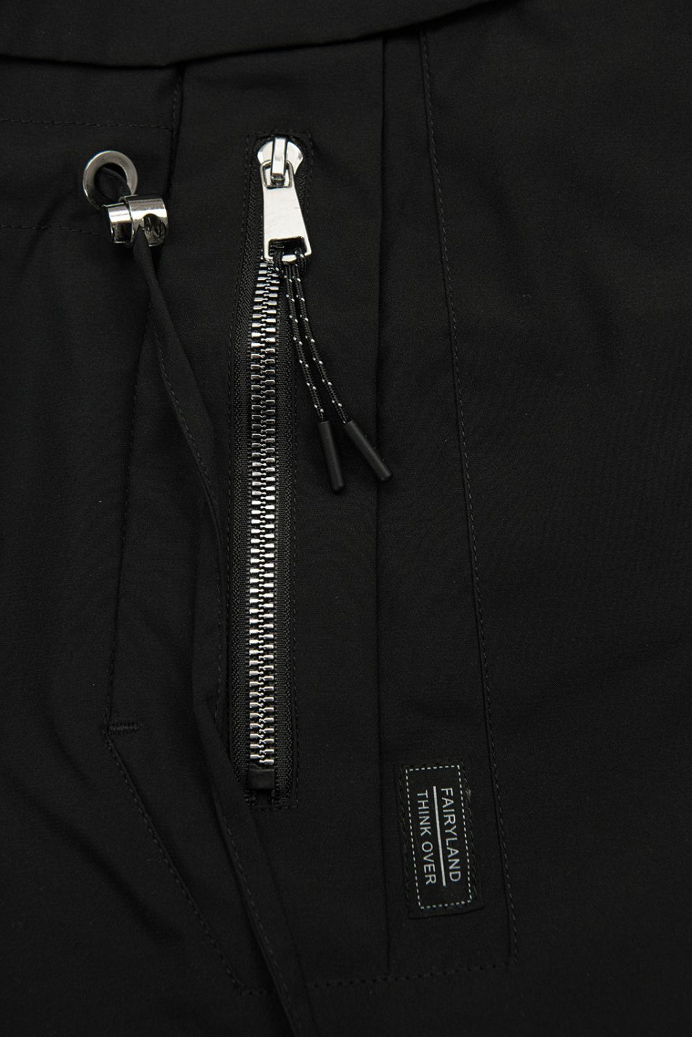 Verlängerter Parka s Print in der Kapuze Schwarz