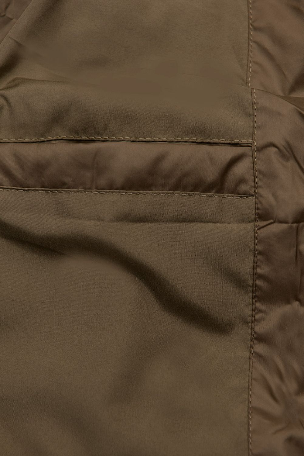 Gesteppte Damenweste mit abnehmbarer Kapuze Braun