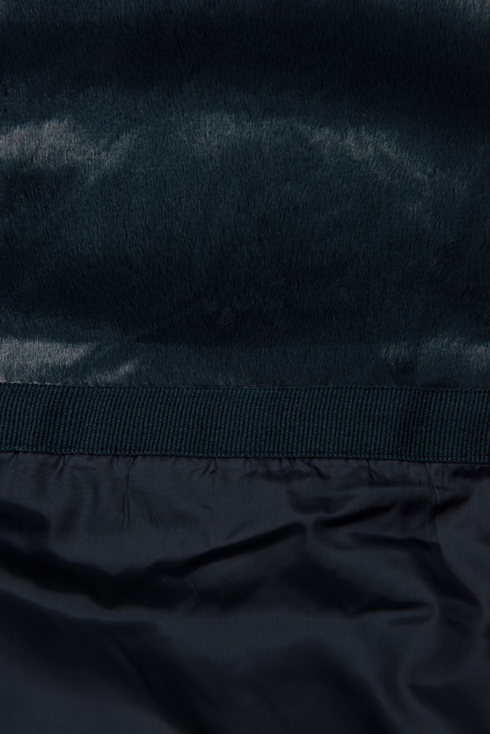 Gesteppte Winterjacke mit Gürtel Dunkelblau