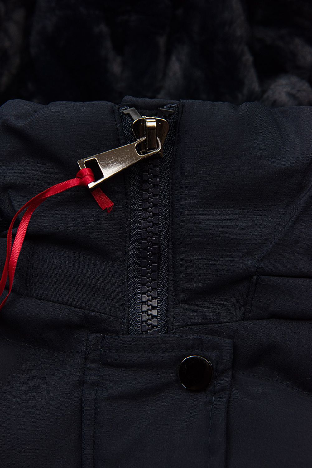 Warme Steppjacke mit Kapuze Dunkelblau