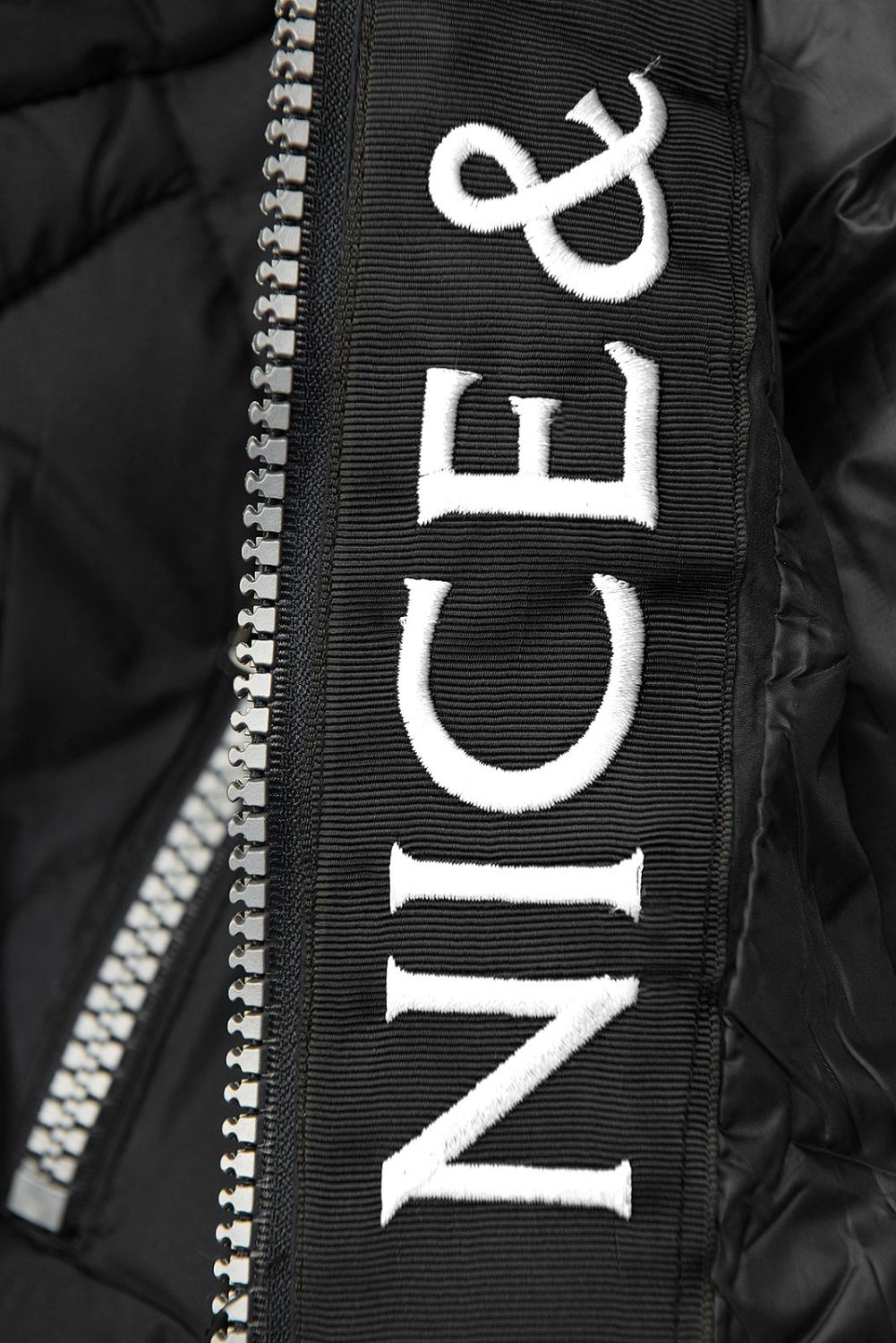 Leichte Steppjacke schwarz