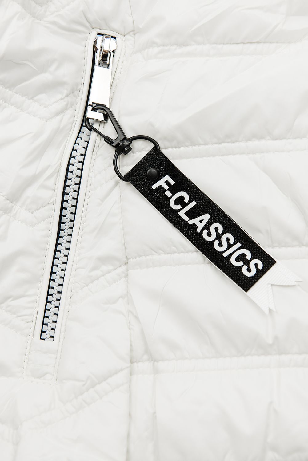 Leichte Übergangsjacke mit Kapuze weiß