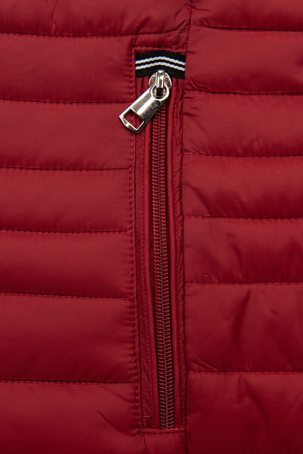 Steppjacke mit Kapuze Weinrot