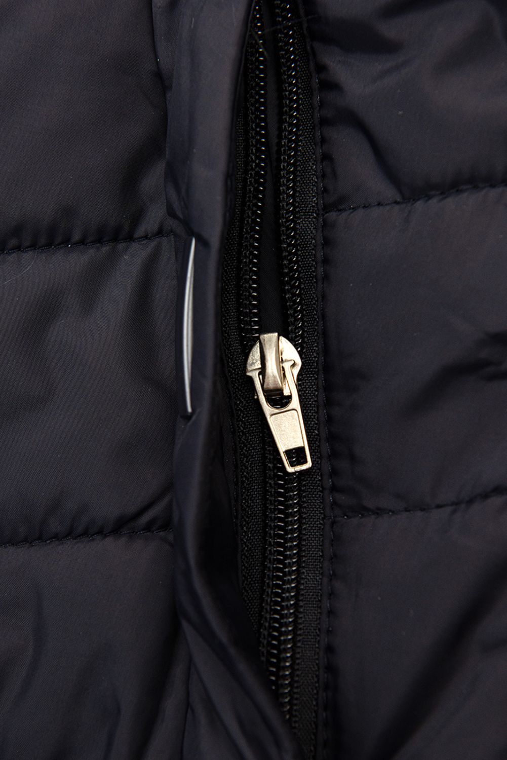 Leichte Steppjacke mit Kapuze Schwarz