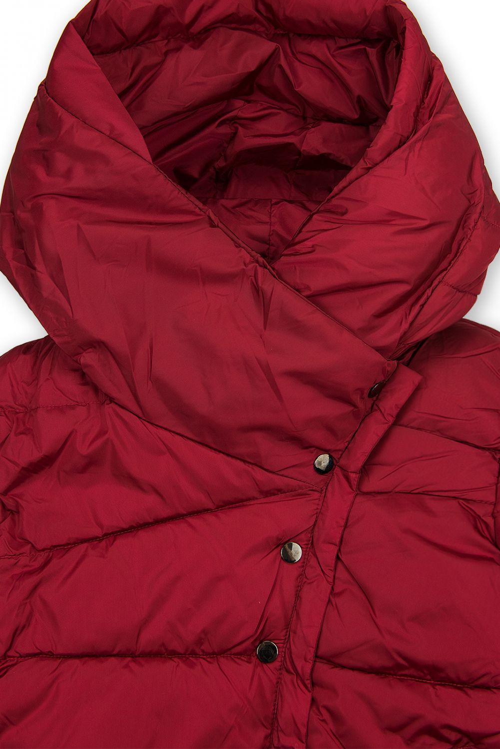Winterjacke mit hohem Kragen rot