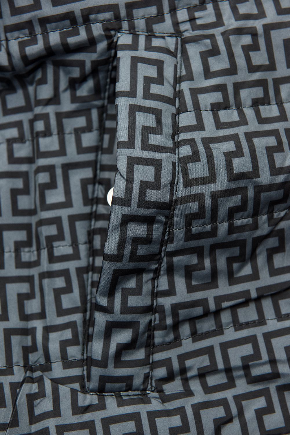 Leichter Parka mit abnehmbarer Kapuze schwarz/grau