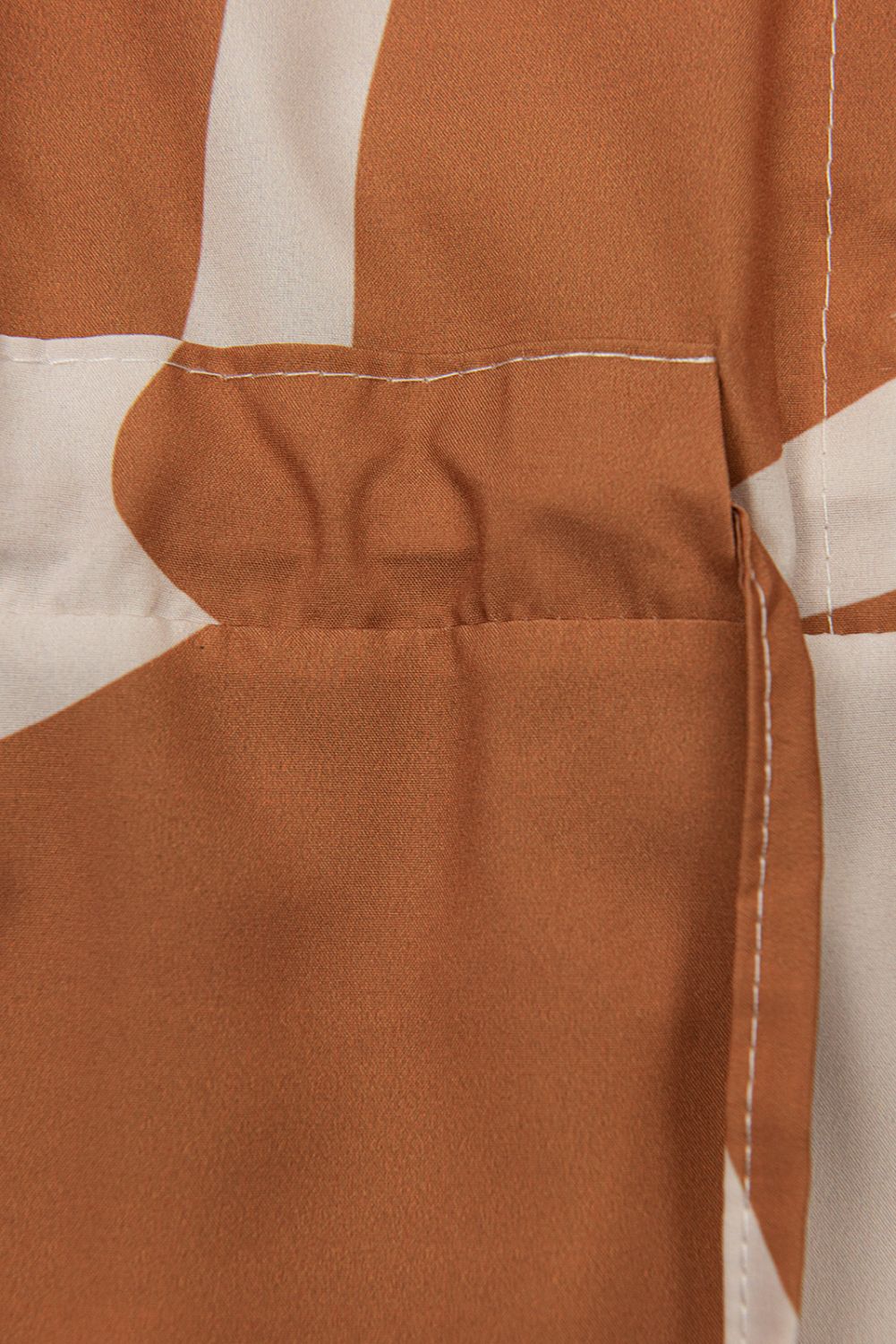 Hemdblusenkleid mit Brusttaschen braun/beige