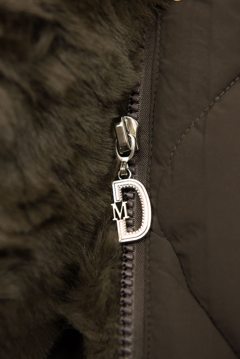 Damen-Steppjacke mit verstellbarer Taille Dunkelbraun