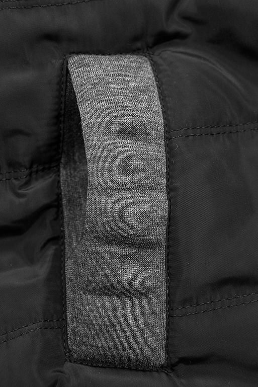 Sportliche Kapuzenjacke grau