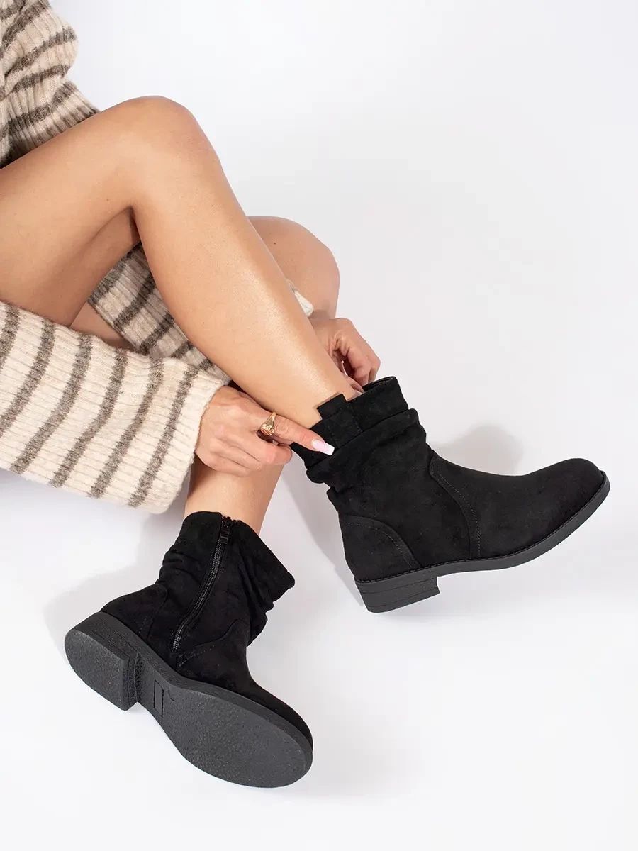 Schwarze Wildleder Stiefeletten