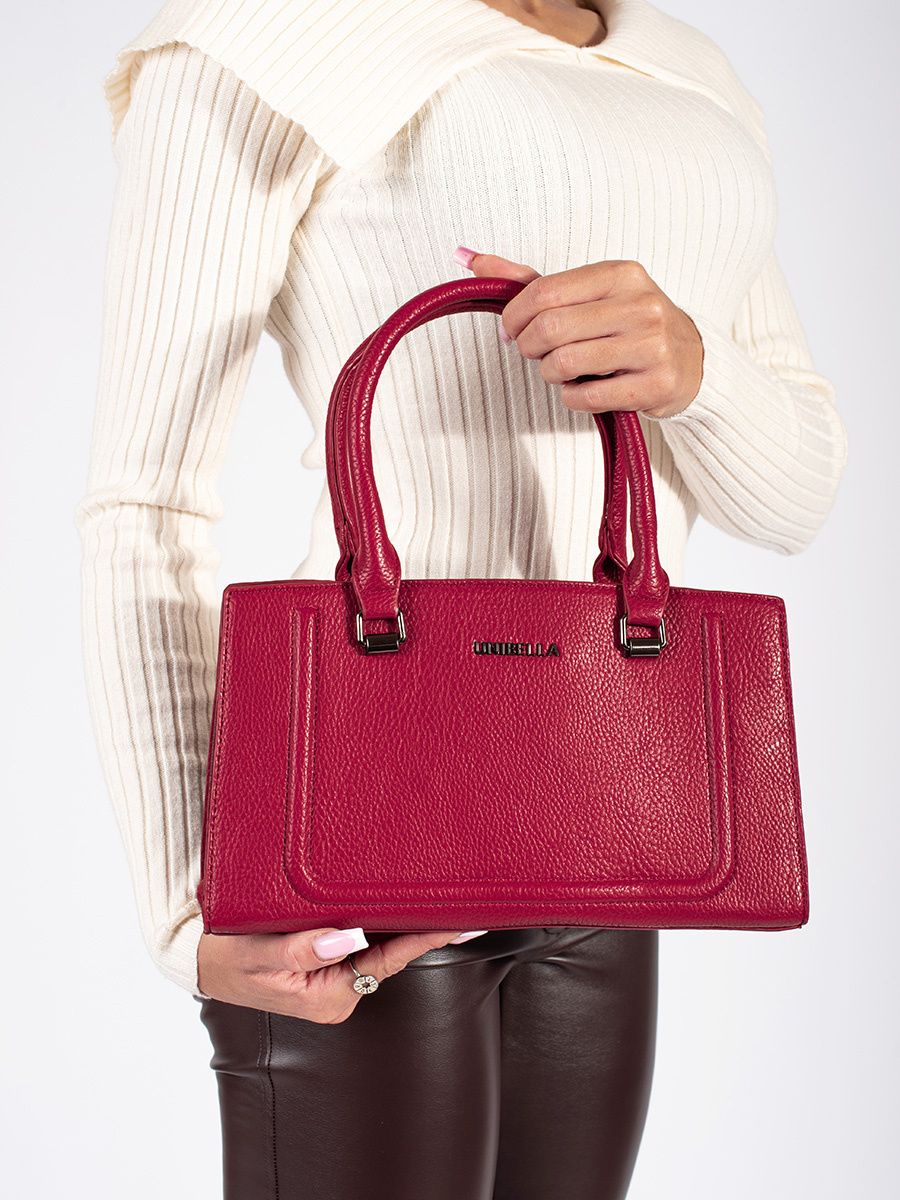 Rote klassische Damenhandtasche mit abnehmbarem Gurt