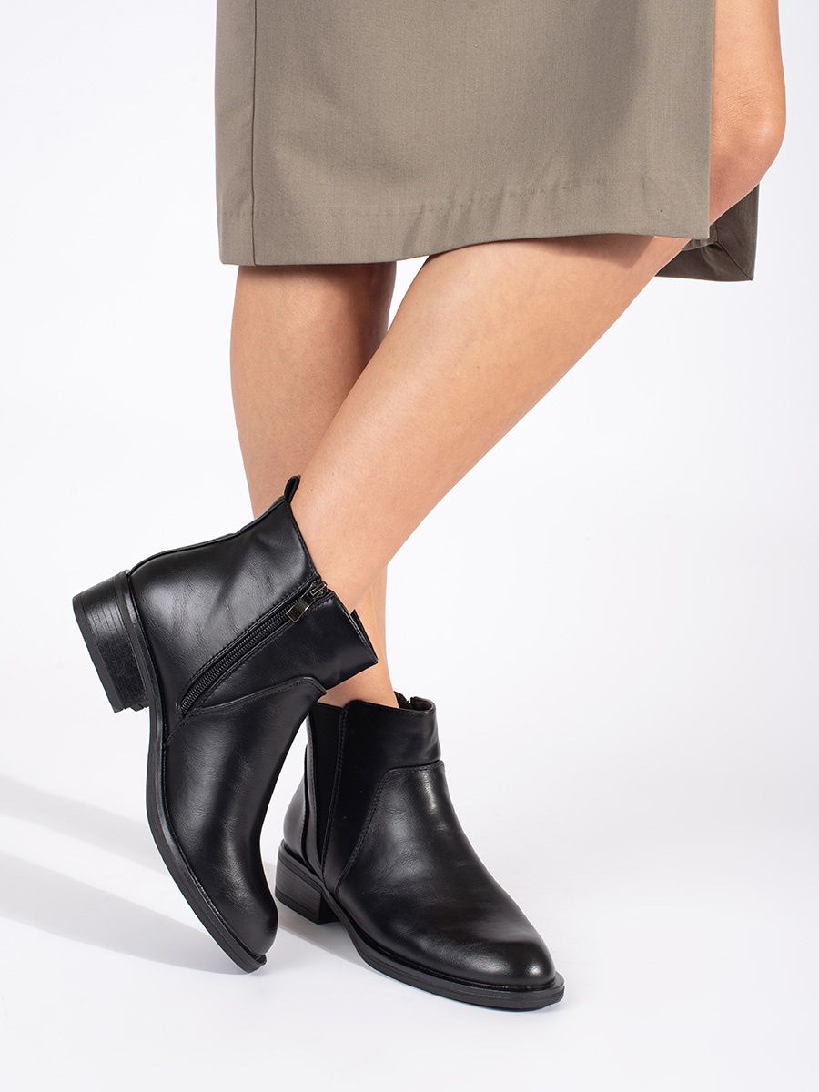 Schwarze Damen Stiefeletten mit niedrigem Absatz